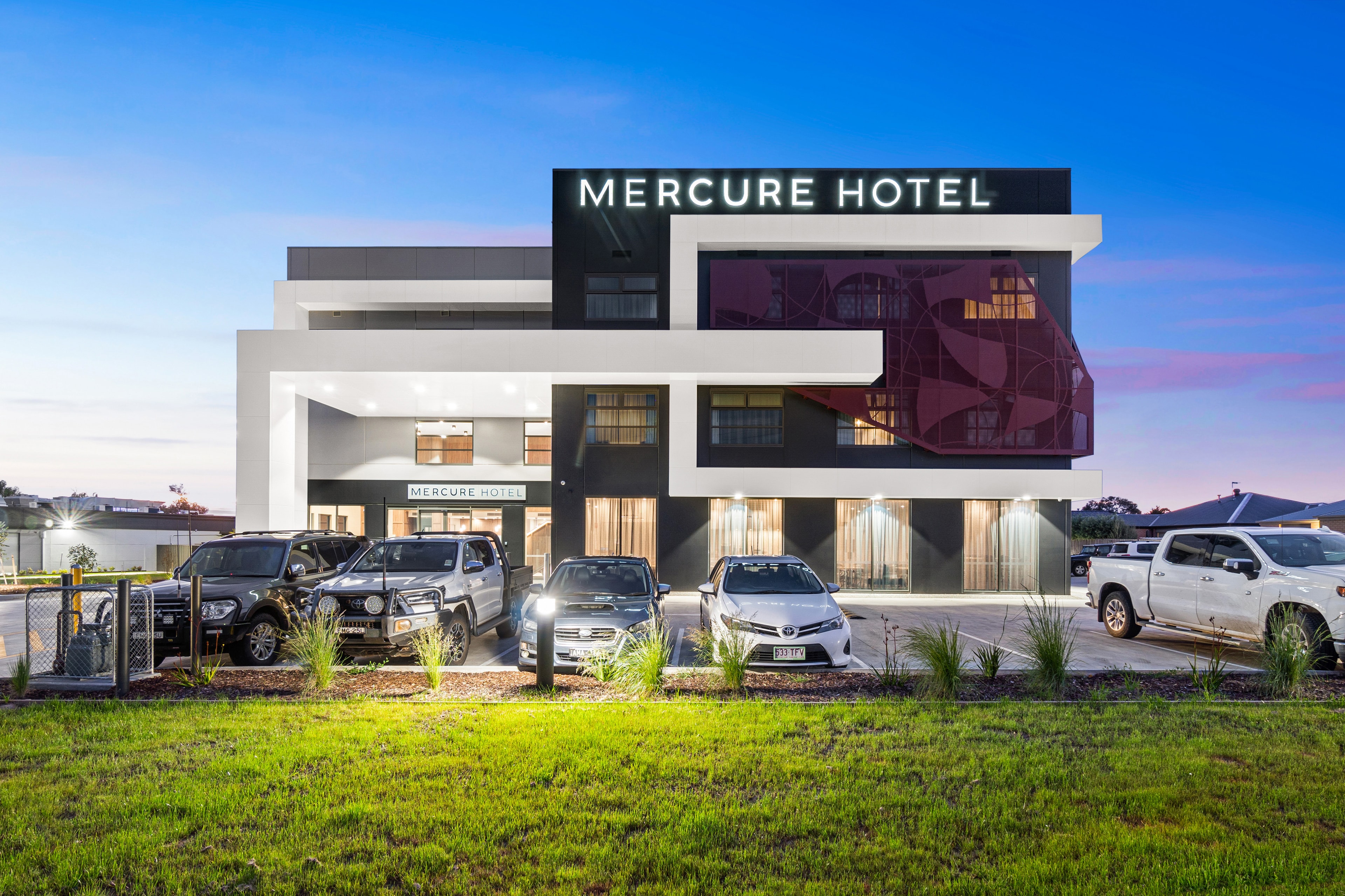 Mercure Hotel exterior at twilight, Gippsland